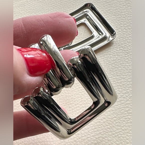 Retro 80’s XL Silver Square Door Knocker Earrings - Picture 3 of 7